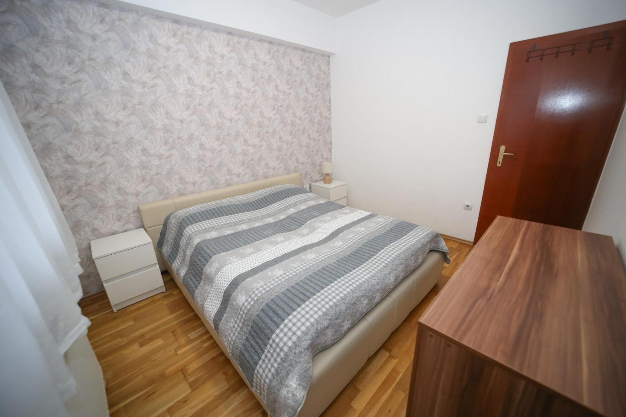 Iva Lux Stan Na Dan Apartment Banja Luka Exterior photo